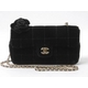 CHANEL（シャネル）　チェーンショルダー　ベロア　カメリア　黒
