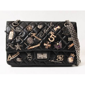 【現品限り】CHANEL（シャネル） 2.55 マトラッセ チェーンショルダーA35027 黒 シンボルチャーム 【中古SA】 - 拡大画像