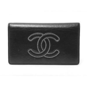 【現品限り】CHANEL（シャネル）2つ折長財布　チェーンロゴ　黒　ブラック 【中古AB】