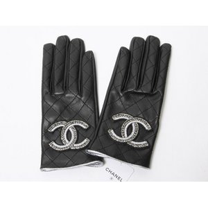 【美品 現品限り】 CHANEL ［シャネル］ マトラッセ　レザーグローブ　黒　ブラック　2012年　 【未使用】