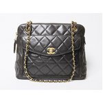 【美品 現品限り】 CHANEL ［シャネル］ チェーンショルダーバッグ　黒　ブラック　ゴールド金具 【中古B】