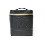 【美品 現品限り】 CHANEL ［シャネル］ 縦型バニティ　キャビア　黒　ブラック 【中古SA】