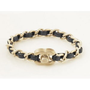 【美品 現品限り】 CHANEL ［シャネル］ ブレスレット　ゴールド/黒　B12P 【中古A】