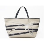 【現品限り】Ferragamo（フェラガモ） トートバッグ　リボンモチーフ　白　ホワイト　ラインストーン 【中古SA】