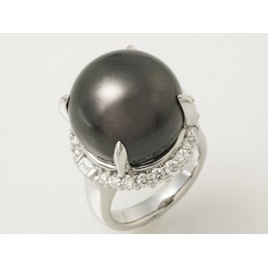【現品限り】 No Brand ［ノーブランド］ PT900 リング　黒蝶真珠　約17.5mm　ダイヤ　1.01ct　鑑別書付き 【中古A】