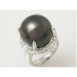 【現品限り】 No Brand ［ノーブランド］ PT900 リング　黒蝶真珠　約17.5mm　ダイヤ　1.01ct　鑑別書付き 【中古A】