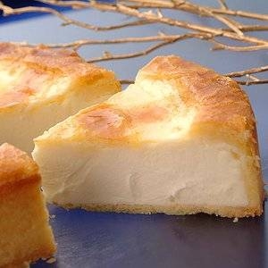 【チーズから手作り】トロイカ・オリジナル・ベークド・チーズケーキ・7号