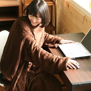 着るふわふわルームブランケット マイクロファイバー ブラウン - 拡大画像