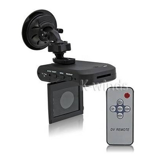 カーアダプターやUSBから電力供給で長時間録画に対応したドライブレコーダー カーアダプターやUSBから電力供給で長時間録画に対応したドライブレコーダー