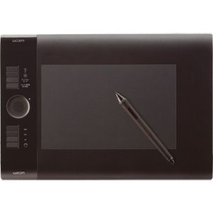 WACOM A5ワイドサイズペンタブレット intuos 4 [ PTK-640/K0 ]の画像1
