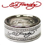 ED HARDY（エドハーディー）リング  ED HARDY LOGO BAND STAINLESS STEEL CZ RING ロゴ/ EHRSSCZ0016/#9/18