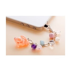 恋の願い　桃色うさぎ　７つの天然石　スマホピアス