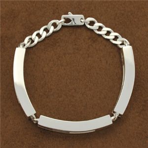 GUCCI（グッチ） 223740-J8400／8106／18 ブレスレット　【ブランド箱入り】