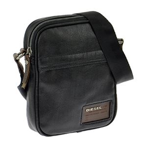 DIESEL（ディーゼル） X02130-P0164／T8013 ショルダーバッグ