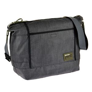 DIESEL（ディーゼル） X02098-P0160／H4933 ショルダーバッグ