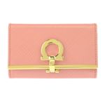 Salvatore Ferragamo（フェラガモ） 4627 CALF／BLUSH キーケース