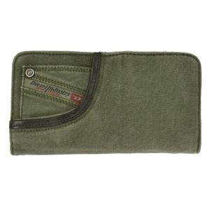 DIESEL（ディーゼル） X01943-PR125／T7434 二つ折り財布