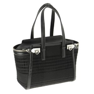 Salvatore Ferragamo（サルヴァトーレ フェラガモ） E451 WOVEN／BLK 手提げバック