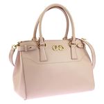 Ferragamo （フェラガモ） D940 CALF／MACARON 手提げバッグ