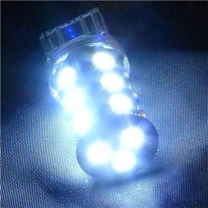 次世代型高輝度SMD-LED採用／18連LEDウエッジ球（白・青） 白／7440 1点 - 拡大画像