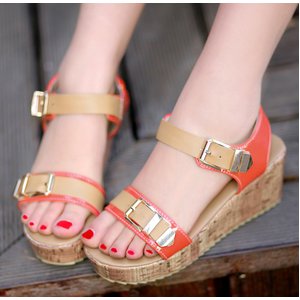 ダブルバックル・厚底サンダル/赤39サイズ