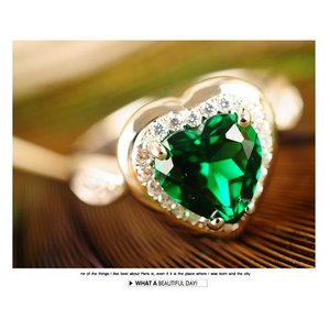エメラルドコランダム19Ct〓シルバー925純銀リング/サイズ12