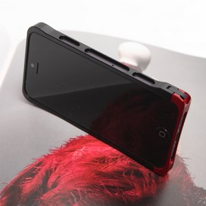 MOBiCRAB メタルバンパー for iPhone5　（ブラック＋レッド）