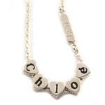 Chloe（クロエ） アクセサリー Heat Charm ハートチャーム ハートキューブ ロゴペンダント ゴールド×チェリー プラム 2O0499 AX7 596