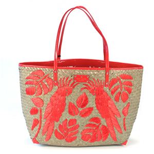 KATE SPADE（ケイトスペード） BIRDS OF PARADISE Harmony エキゾチックな鳥模様の刺繍入り ストローかごバッグ バカンストート ナチュラル／レッド PXRU3525 900 natural／flame