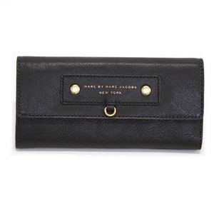 MARC BY MARC JACOBS（マークバイマークジェイコブス） Preppy Leather 二つ折り長財布 ブラック M3122525 80001 Black