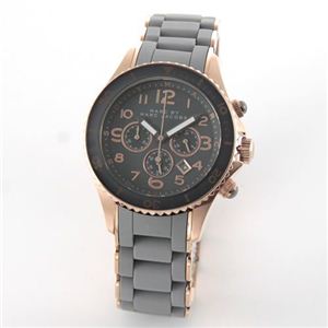 MARC BY MARC JACOBS（マークバイマークジェイコブス） ボーイズサイズで使いまわしやすい、鮮やかなピンクゴールドとグレーラバーストラップのクロノグラフ・ウオッチ MBM2550