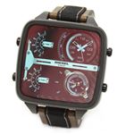 DIESEL（ディーゼル） 見る角度で色見が変化。ホログラム・クリスタル。デカ系スクエアフェイスの4TIMEモテ・ウオッチ DZ7285