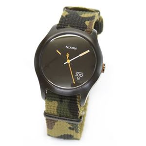 NIXON（ニクソン） THE QUAD （クアッド） POPフォルムのナイロンストラップ・ウオッチ A344-1253