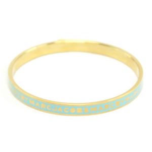 MARC BY MARC JACOBS（マークバイマークジェイコブス） Classic Marc Skinny Enamel Logo Bangle スキニー ロゴバングル ≪2014SS≫ M0002766-314 81738 Dusty Jade Green