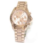 Michael Kors（マイケルコース） ハイポリッシュ仕上げの耀き。ピンクゴールドカラーのレディス・クロノグラフウオッチ MK5799
