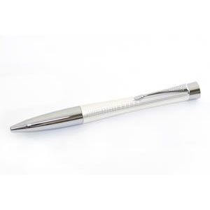 PARKER（パーカー） 上質なフィット感を実現した独創的なフォルム。手放せない心地よさの人気ボールペン アーバン プレミアム パールメタル CT BP