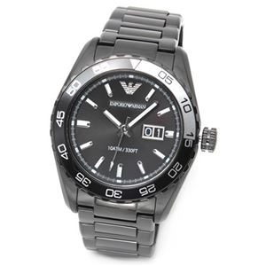 Emporio Armani(エンポリオ・アルマーニ) アルマーニのブラックは重厚で美しい。スポーティーテイストのブレス・ウオッチ AR6049