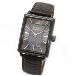 Vivienne Westwood（ヴィヴィアンウエストウッド） シックな色合いのメンズ・レザーストラップウオッチ VV066GYBR