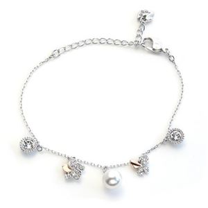 Swarovski（スワロフスキー） Cute Bracelet バタフライ／フラワー／パール／クリスタル クリスタル・パヴェ チャーム ブレスレット 5112138