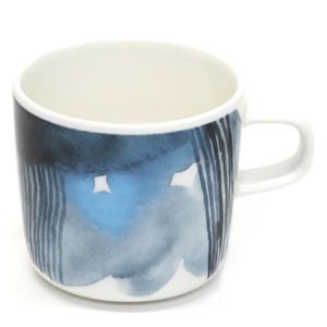 marimekko（マリメッコ）SAAPAIVAKIRJA COFFEE CUP 200ml 66014 150 white/blue サーパイバキリヤ 水彩画風デザイン コーヒーカップ - 拡大画像