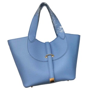 柔らか素材付♪大きく開閉する持ち手長めのシンプルハンドバッグ/ブルー 商品画像