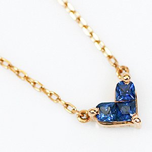 18金ピンクゴールド　0.1ct  サファイア　プリンセスカット　ハート　ペンダント　ネックレス