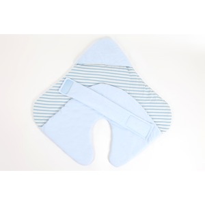 【赤ちゃん安眠おくるみ　エマムール】出産祝いに大人気(全2色)ブルー 商品写真
