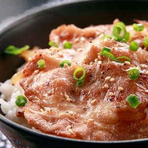 【特製たれ仕立て】こだわりの豚丼 6食セット