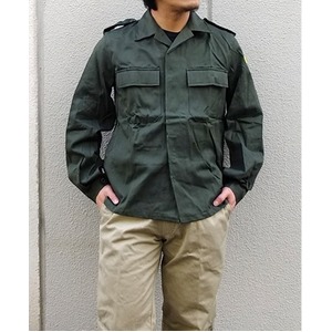 ベルーギー軍放出フィールドシャツ未使用デットストック　オリーブ　50　 商品画像