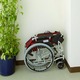 自走/介助兼折りたたみ車椅子 ラクポン/チェックレッド(赤) アルミ製 軽量コンパクトタイプ 【MIWA】 ミワ HTB-20D - 縮小画像2
