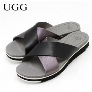 【在庫処分！12月13日まで】 UGG(アグ) クロスストラップサンダル Kari 6(23cm) ブラック