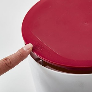 フタ付きダストボックス/円柱型ゴミ箱 【マットブラウン】 7.3L ワンプッシュタイプ 『La Cuisine ラ・クイジーヌ』 フタ付きダストボックス/円柱型ゴミ箱 【マットブラウン】 7.3L ワンプッシュタイプ 『La Cuisine ラ・クイジーヌ』