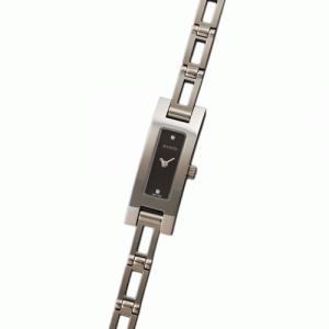 【GUCCI：グッチ】3905L YA039531　レディースウォッチ(ブラック文字盤)　2Pダイヤ - 拡大画像