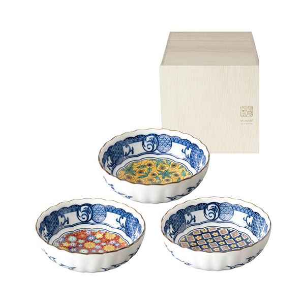 藍染小紋 三ツ組鉢揃 φ14×5cm 日本の伝統的で華やかなデザイン 日本製 B1109534